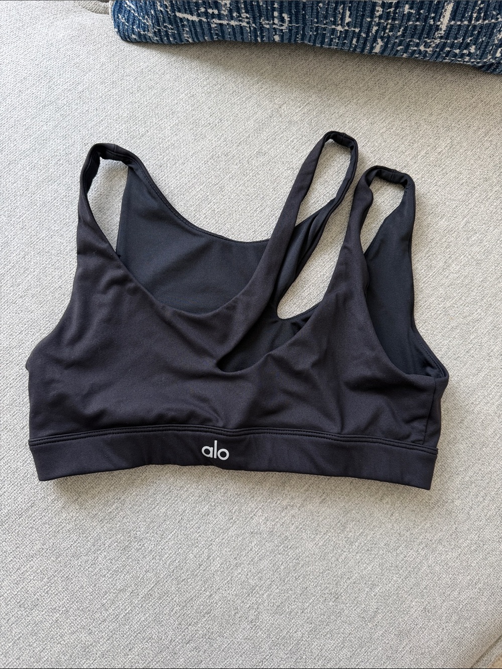 ALO Yoga Black Wireless Sports Bralette - Picture 2 of 2